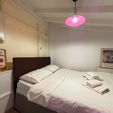 Holiday home Comfortable Steps From The Kadikoey Waterfront Istanbul