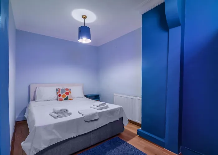 Cozy Private In Kadikoey - Near Coast Ferry * Istanbul