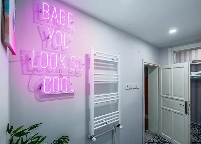 Cozy Private In Kadikoey - Near Coast Ferry