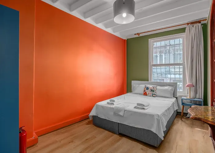 Cozy Private In Kadikoey - Near Coast Ferry Istanbul